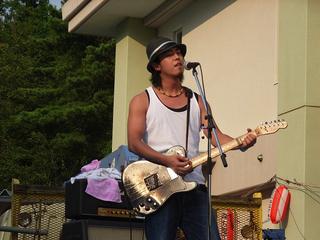 2006-08-15 13:19:37
