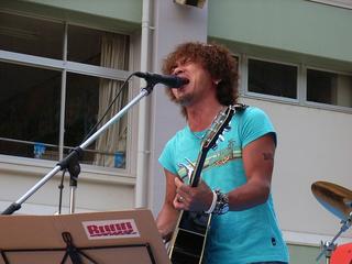 2006-08-15 13:21:47