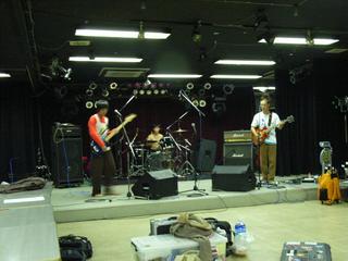 2006-10-28 17:01:37